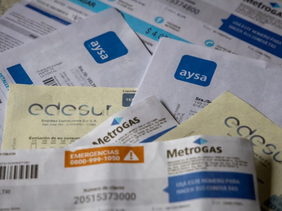 Abril llega con fuertes subas en transporte, luz y prepagas: cuánto habrá que pagar