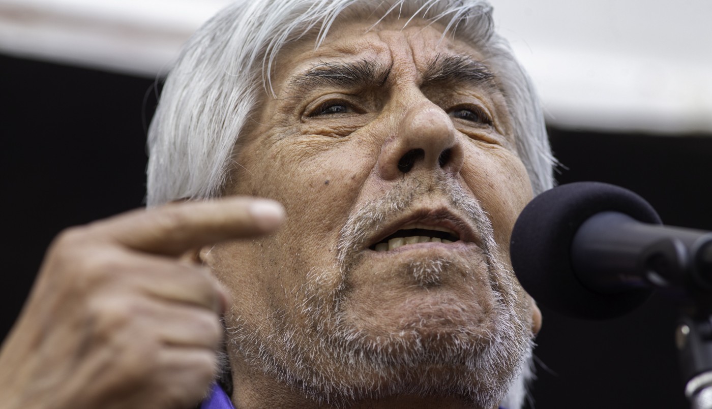 Hugo Moyano firmó la paritaria de Camioneros en línea con la pauta salarial del Gobierno | Economía