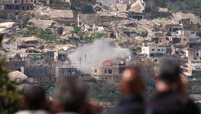 Israel bombardea el centro de Beirut por segunda vez | Internacionales