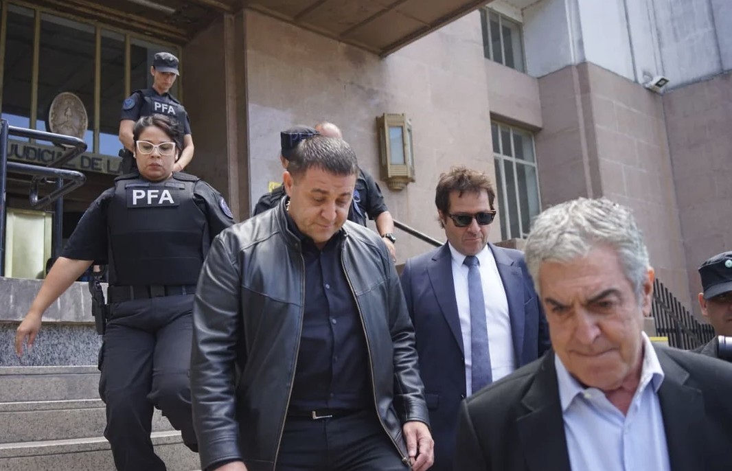 Dalbón dijo que la causa es política y que se resolverá con Karina Milei: fuerte acusación contra Santiago Caputo | Política