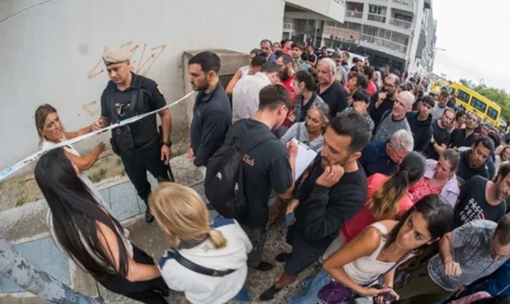 Derrumbe en Parque Patricios: vecinos apuntan a la constructora y denuncian posible alteración de la escena | Actualidad