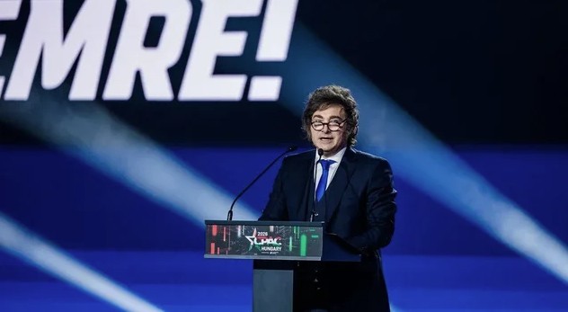 Milei en AmCham: ”La inflación viene subiendo desde mediados del año pasado, pero para adelante va a bajar” | Política
