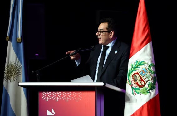 Abucheos y tensión marcaron el discurso de Leonardo Cifelli en la apertura de la Feria del Libro | Política