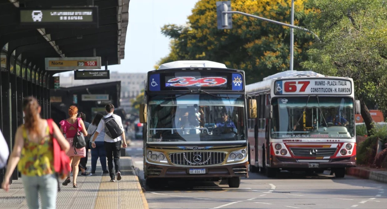 Colectivos: qué líneas siguen con reducción de servicio | Actualidad
