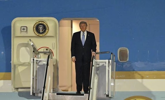Trump inicia su visita a China para una cumbre histórica con Xi Jinping | Internacionales