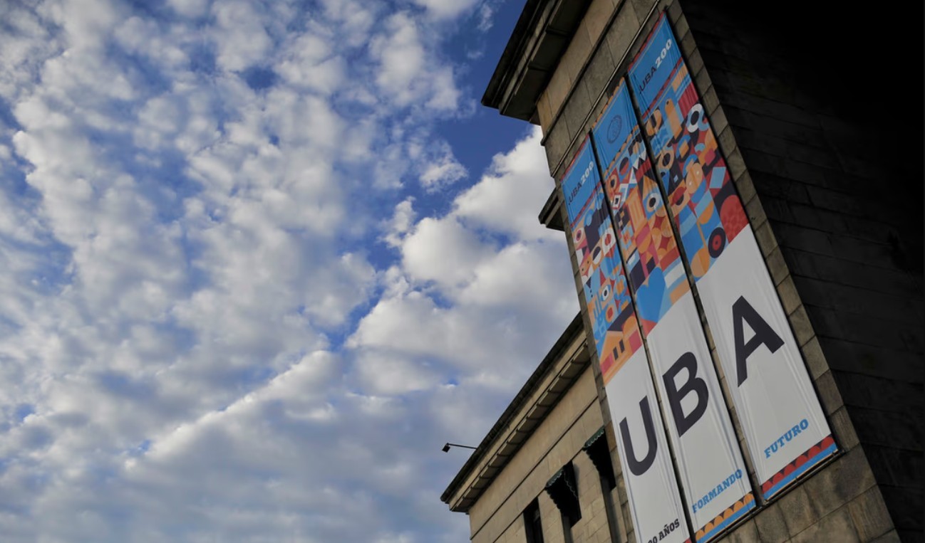 El Gobierno apuntó contra la UBA: denunció “extorsión política” para acaparar el presupuesto | Política