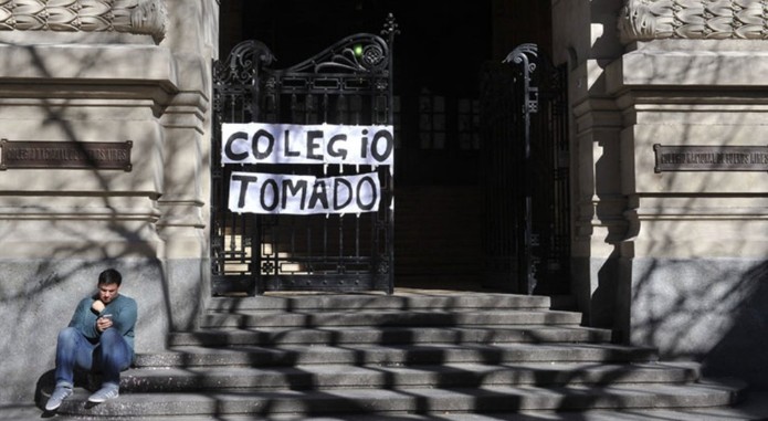 Levantaron la toma en el Colegio Nacional Buenos Aires, pero se mantiene el conflicto en el Carlos Pellegrini | Actualidad