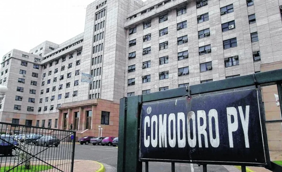 Causa Cuadernos: Horovitz finalizó su declaración y se mostraron bolsos en los que se habría trasladado dinero | Política
