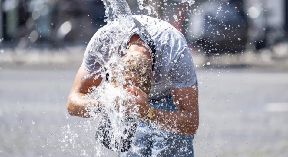 Europa se enfrenta a una “cúpula de calor”: al menos 11 fallecimientos vinculados con este fenómeno | Internacionales