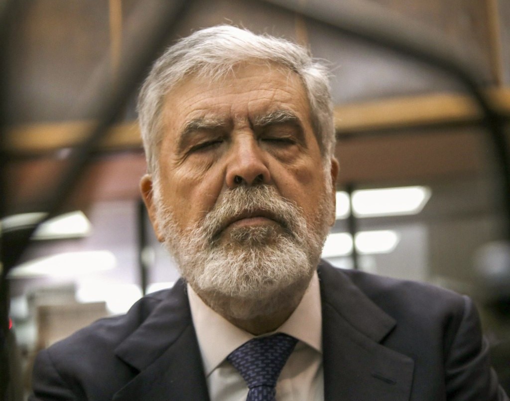 Julio De Vido recibió el beneficio de la domiciliaria y abandonará la cárcel de Ezeiza | Política
