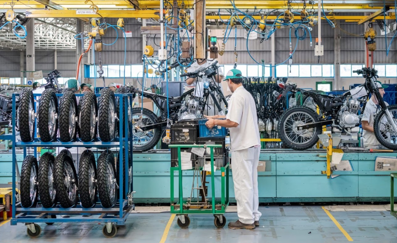Boom de las dos ruedas: el sector de las motos proyecta un año récord y roza el millón de unidades | Economía