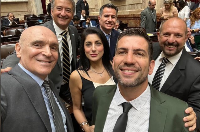 El diputado libertario Quintar denunció que fue estafado al intentar comprar un Tesla en 2025 | Política