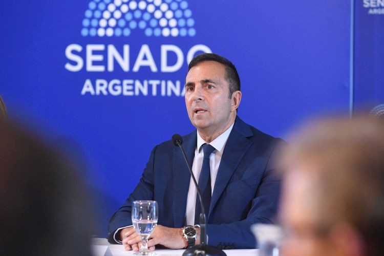Reforma laboral: el Gobierno amplió a 446 los convenios colectivos gremios y empresas tendrán que renegociar | Política