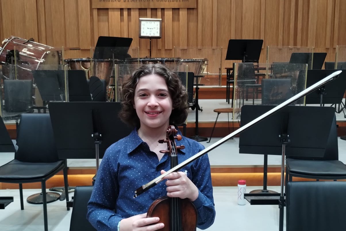 El joven violinista Marcos Carreras participa como solista en un concierto en China | Espectáculos