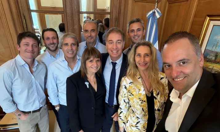 El Gobierno buscó dejar atrás fricciones en otra reunión de mesa política | Política