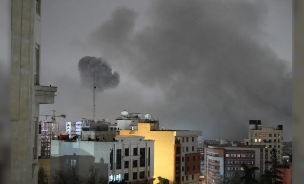 Irán lanzó misiles a Israel y Tel Aviv respondió con un bombardeo a Teherán, pese a las advertencias de Trump | Internacionales