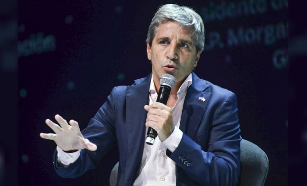 Caputo insiste en que “lo peor ya pasó” y apuntó contra Kicillof: “No va a ser presidente" | Economía