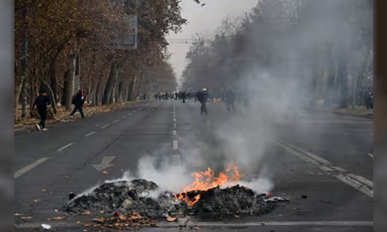 Chile: choques entre carabineros y manifestantes por marcha contra recortes sociales | Internacionales