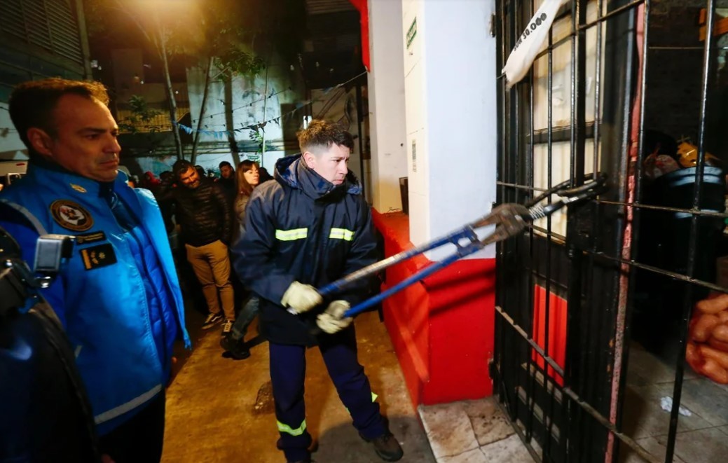 La Justicia porteña suspendió los desalojos que Jorge Macri había ordenado por peligro de derrumbe | Política