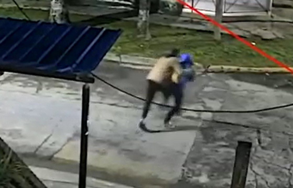 Detuvieron a un hombre que intentó secuestrar a cuatro mujeres en Ezeiza | Actualidad