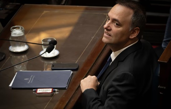 Moción de censura contra Adorni: el Gobierno confía en frenarla, pero los dialoguistas toman distancia | Política
