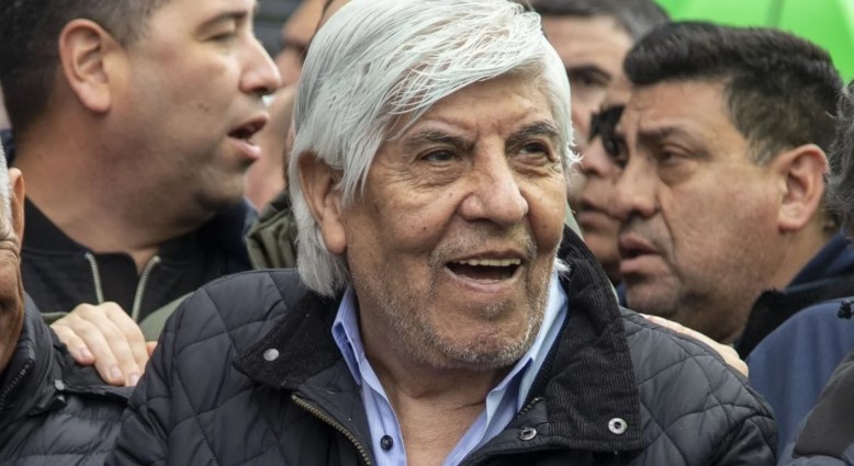 Moyano vendió un centro deportivo de Camioneros al club Tigre para afrontar el déficit de la obra social | Deportes
