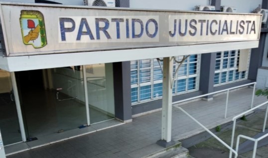 El PJ bonaerense lanzó campaña de afiliación para captar jóvenes: el actual promedio es de casi 60 años | Política
