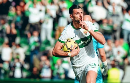 Condenaron a Rafa Mir, actual jugador de Elche, por agresión sexual | Deportes