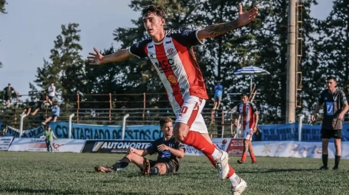 Un futbolista de 22 años sufrió un ACV isquémico y su pronóstico es reservado | Deportes