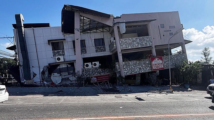 Al menos 15 muertos y 134 heridos por un terremoto de magnitud 7,8 en Filipinas | Internacionales