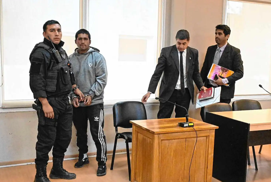 Bariloche: un hombre intentó matar a su exmujer durante los festejos por el Día del Hincha de Boca | Actualidad