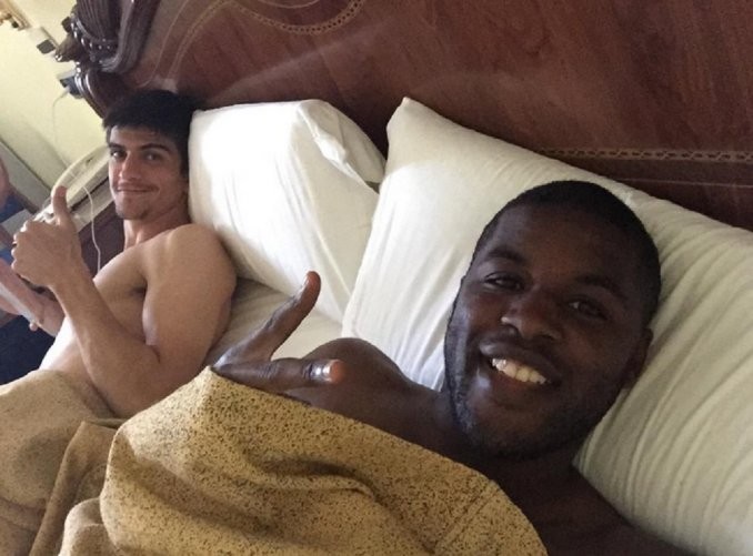 Polémica por dos jugadores del Villarreal que comparten la cama en la concentración | Deportes