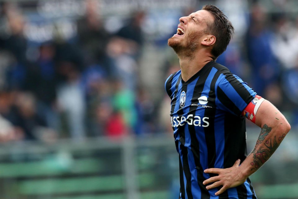 Dura sanción para Germán Denis por golpear a un rival en el vestuario | Deportes