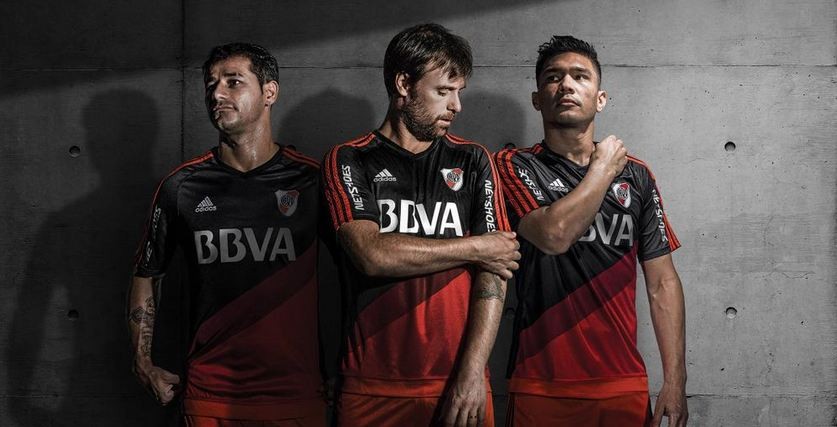 River presentó su nueva camiseta alternativa | Deportes