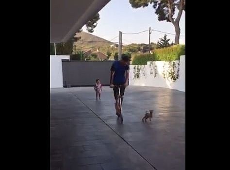 Messi: juega al fútbol... y vende monopatines | Deportes