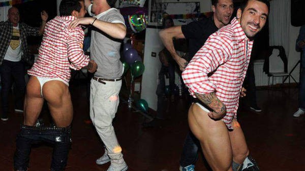 Se filtraron fotos íntimas del Pocho Lavezzi en una fiesta | Espectáculos