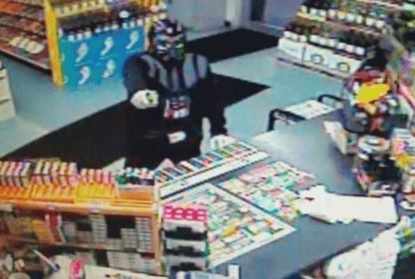 Arrestaron a Darth Vader por asaltar un supermercado | Curiosidades