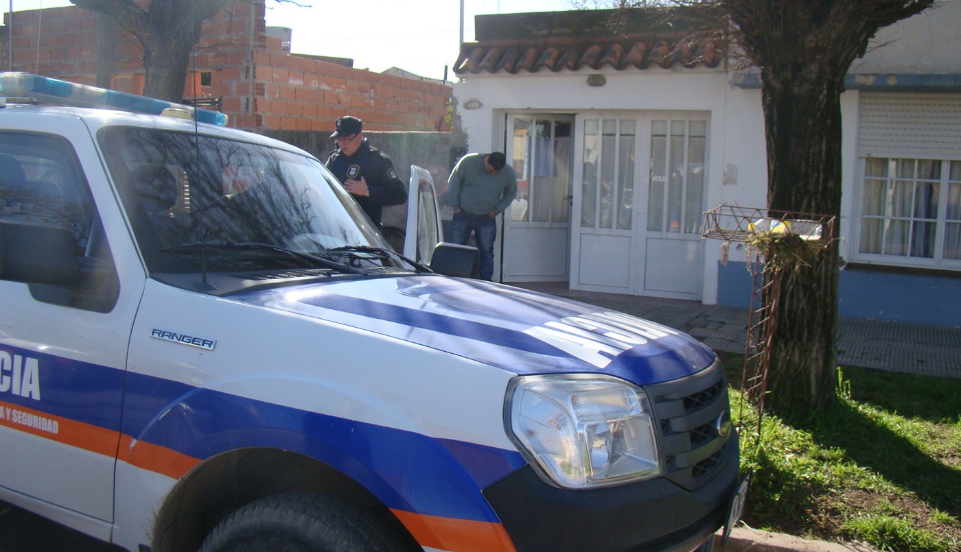 Un matrimonio, su hijo y tres amigos fueron víctimas de una entradera en Bahía Blanca | Actualidad