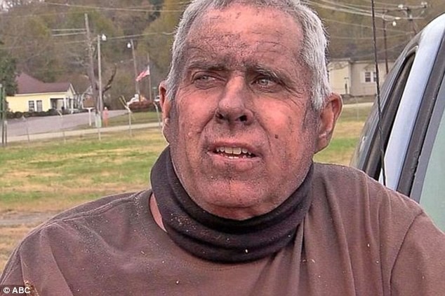 Un obrero | Internacionales