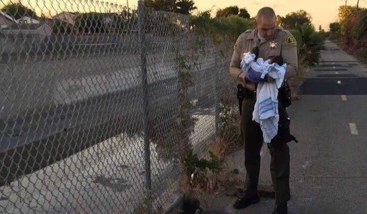 Encuentran a un recién nacida enterrada entre escombros en Los Ángeles | Internacionales