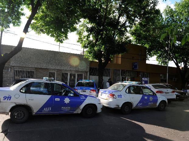 Un hombre mató de un escopetazo a su pareja de 20 años y huyó | Actualidad