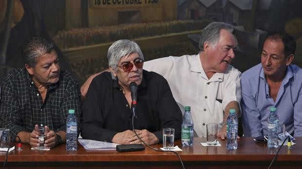 Moyano, Barrionuevo y Caló quieren que Macri otorgue un bono de fin de año por decreto | Política