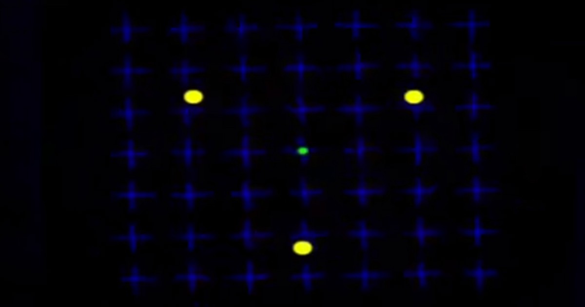 La nueva ilusión óptica de los tres puntos amarillos que se volvió viral en la web | Curiosidades