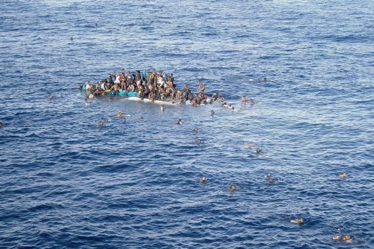 Al menos 27 refugiados se ahogaron al tratar de llegar a Grecia desde Turquía | Internacionales