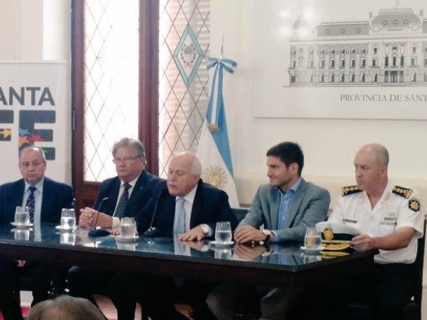 El gobernador de Santa Fe rechazó que la información falsa haya partido de su administración | Política