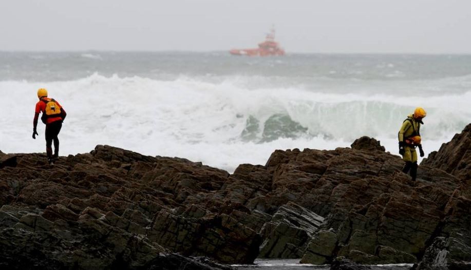 Una ola arrastró mar adentro a un bebé en una playa española | Internacionales