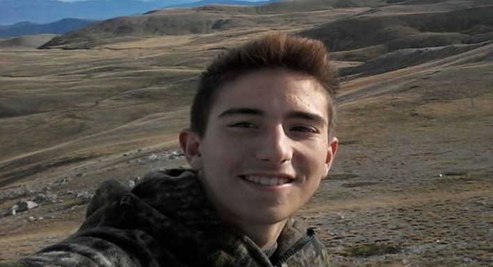 Italia: un alumno murió en clase tras caerse de la silla | Internacionales