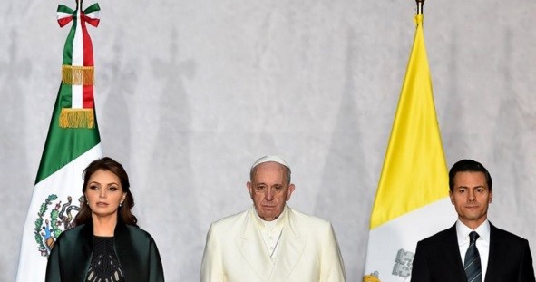 El Papa en México: "El camino del privilegio fomenta la corrupción y el narcotráfico" | Internacionales