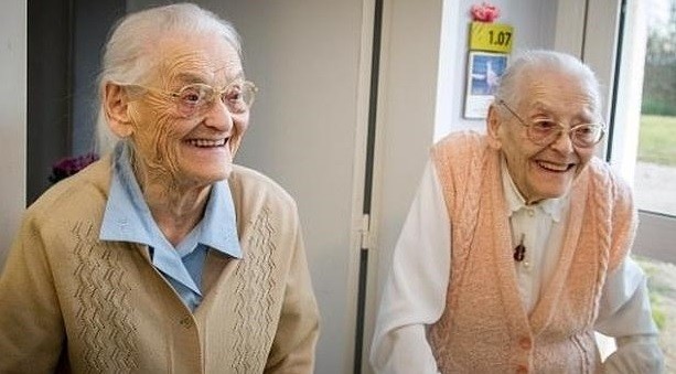 El secreto de las  gemelas prematuras que cumplieron 104 años | Curiosidades