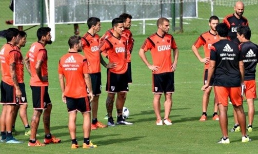 Diez jugadores de River afectados por una gastroenterocolitis | Deportes